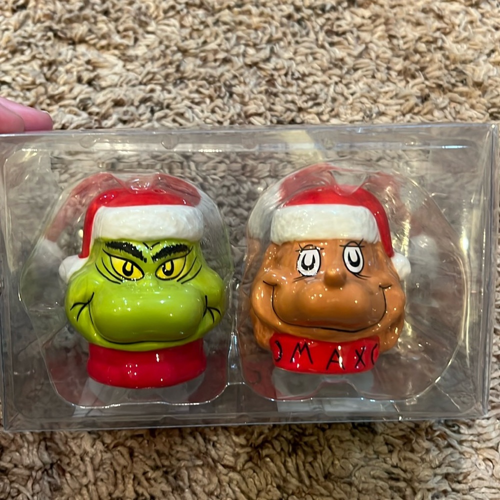 Grinch Salt and Pepper Shakers